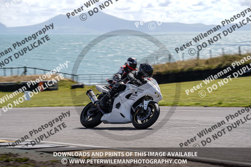 anglesey no limits trackday;anglesey photographs;anglesey trackday photographs;enduro digital images;event digital images;eventdigitalimages;no limits trackdays;peter wileman photography;racing digital images;trac mon;trackday digital images;trackday photos;ty croes